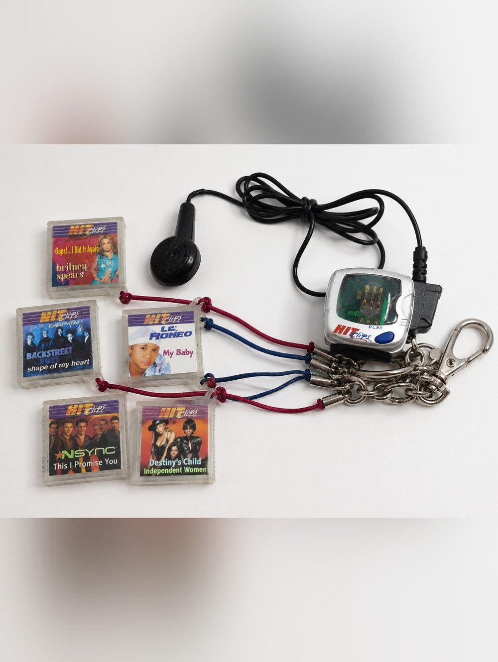 Vintage HitClips Player Keychain Lot w/ 5 Music Cartridges Britney Spears NSYNC